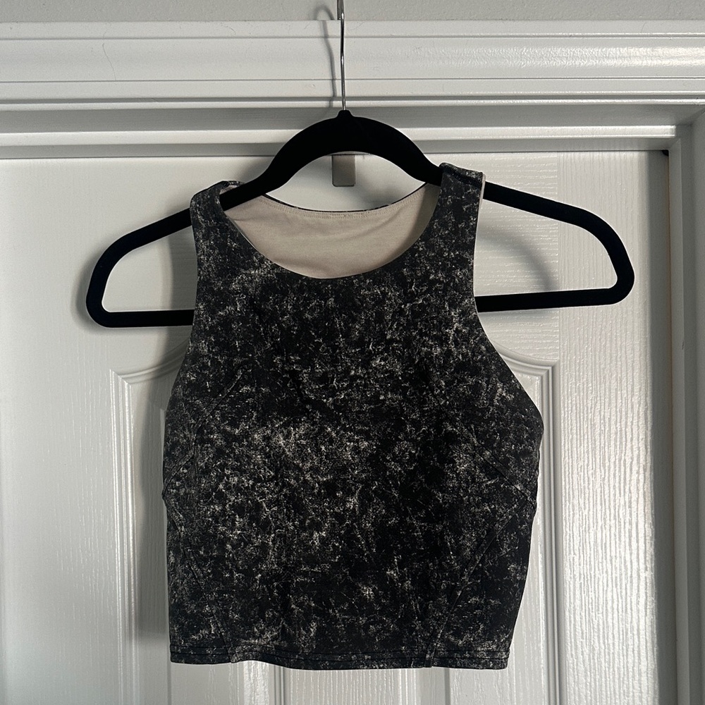 Wunder Train Racerback Tank Top
Medium Support
